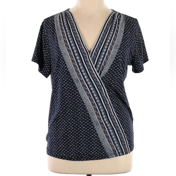 Lucky Brand Tops - NWT Lucky Brand Short Sleeve Top Size 1x
